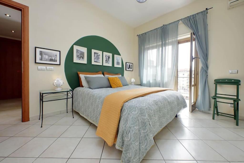 Appartamento Relax With 2 Balconies - 2 Bedroom Flat, 3rd Floor With Lift, High Comfort, Quite, A Walk From Urban Train Station Gemelli And Metro A Stops Battistini & Cornelia Connecting To Center In 20 Minutes, 2 Steps From Bus Stop, Cycle Path, Groceries