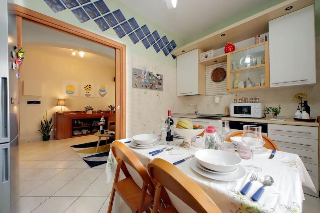 Relax With 2 Balconies - 2 Bedroom Flat, 3rd Floor With Lift, High Comfort, Quite, A Walk From Urban Train Station Gemelli And Metro A Stops Battistini & Cornelia Connecting To Center In 20 Minutes, 2 Steps From Bus Stop, Cycle Path, Groceries Roma